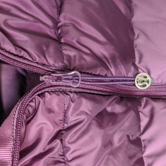 Lululemon Vest in Deep Purple - SOLD - Picture 7 of 9